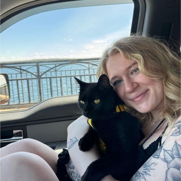 Meet your Posher, Lily - Picture 9 of 14